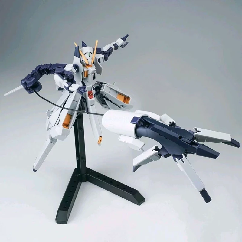 Ak Model Hg 002 TR-6 Woundwort - Bandai Model Gundam Hg recension och pris